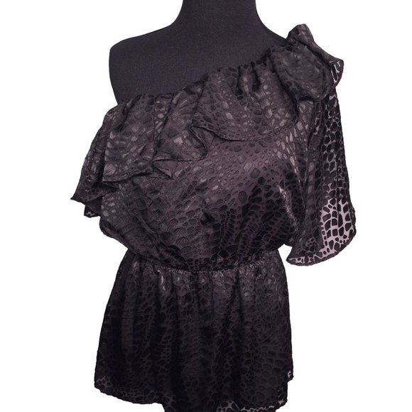 Grass Collections Animal Print Off the Shoulder Top w Large top Ruffle and cinch - Picture 4 of 7